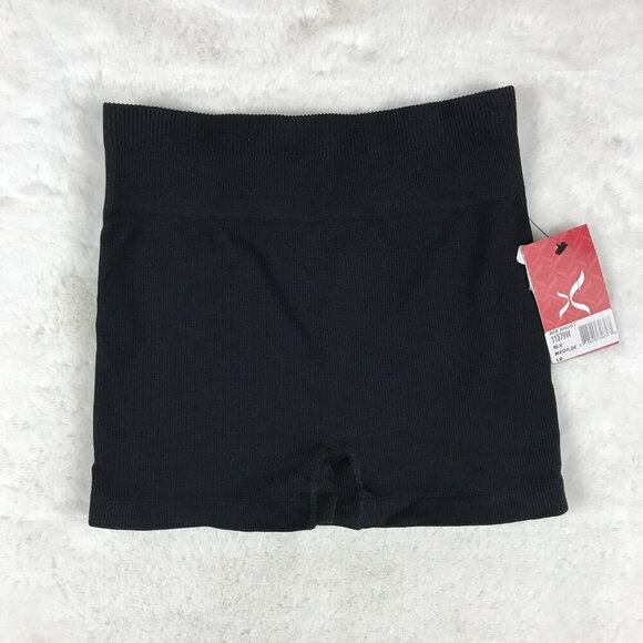 Capezio Seamless Rib Shorts, Black NWT Medium/Large - Picture 2 of 5